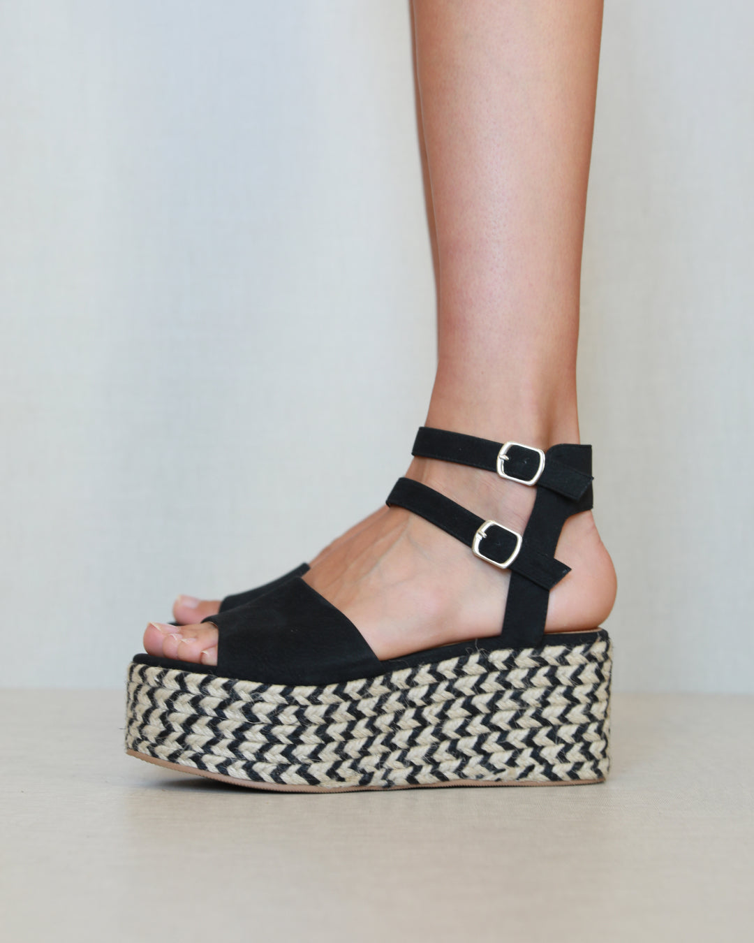 MIM Plataforma alta Luce Negro