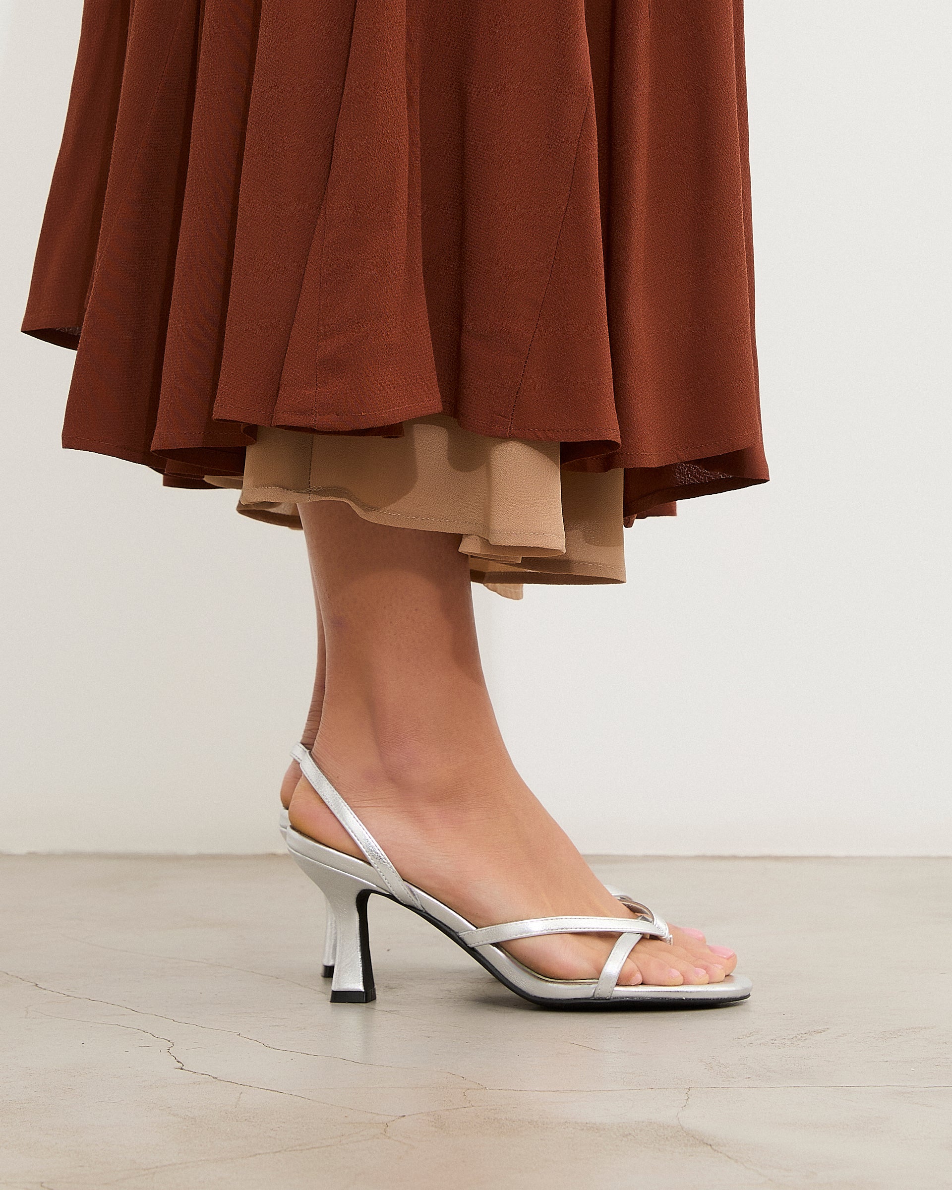 MIM Sandalia de tacón Andee Plata