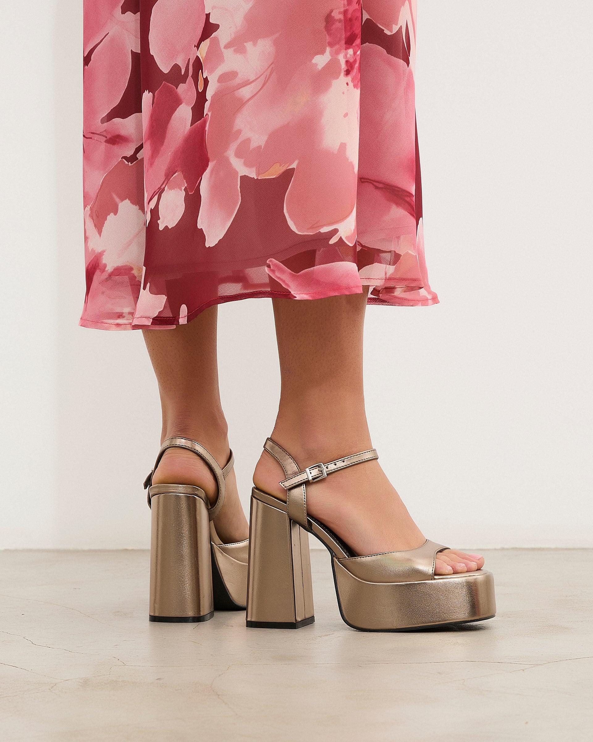 MIM Sandalia de tacón Dominic Metalizado