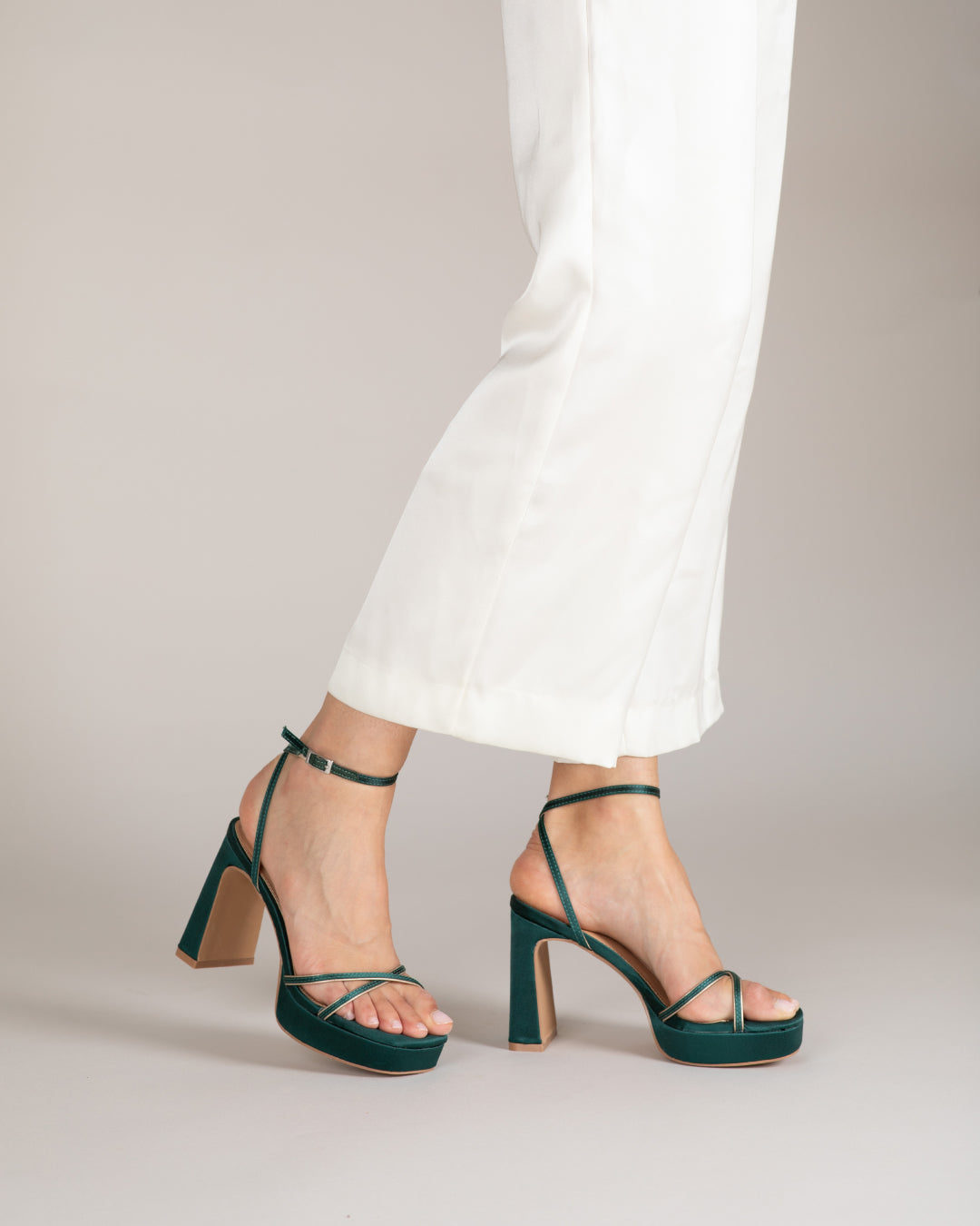 MIM Sandalia de tacón GRETA VERDE