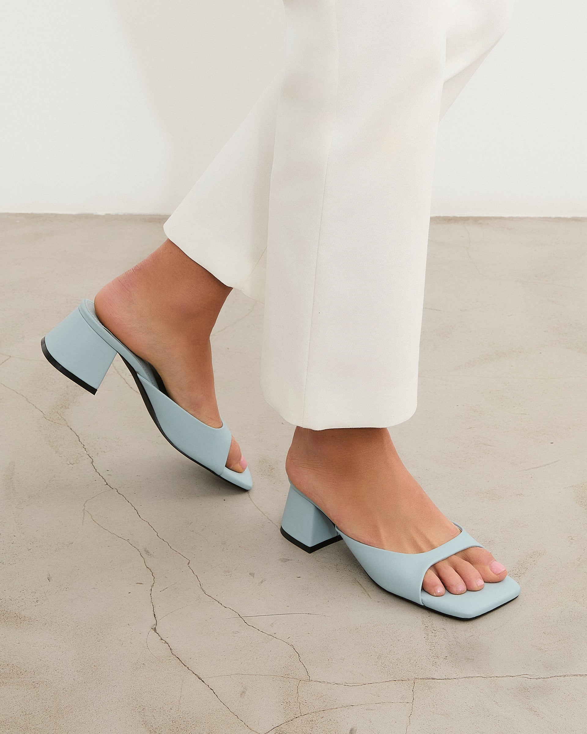 MIM Sandalia de tacón Murfy Celeste