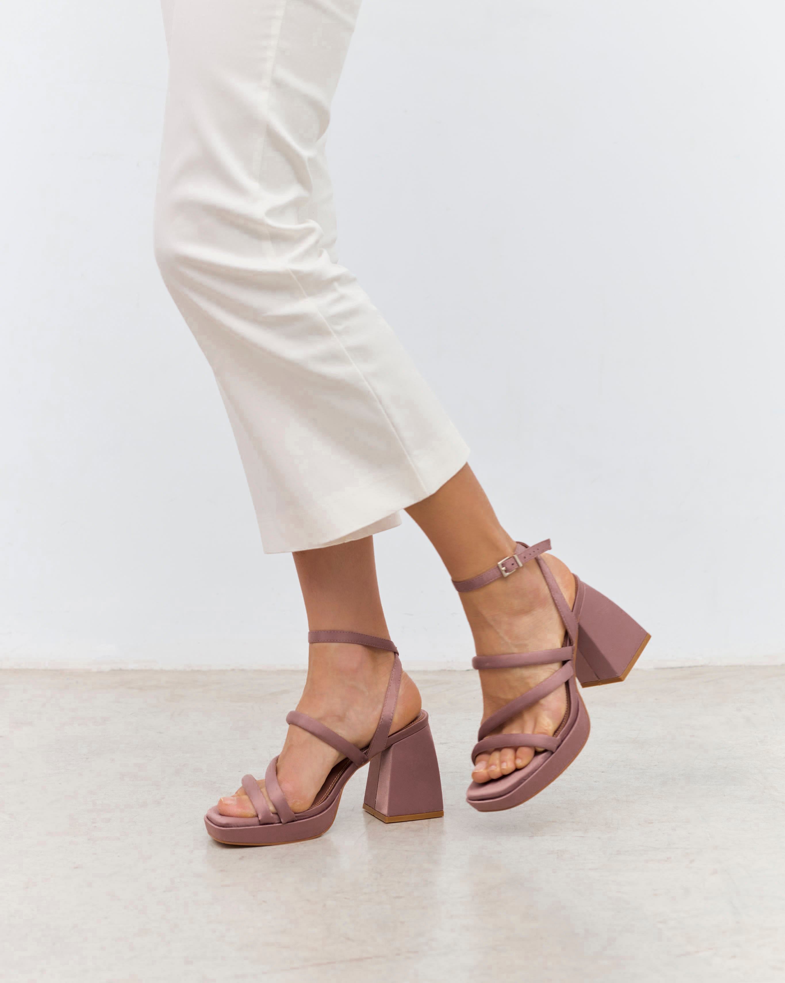 MIM Sandalia de tacón SKY MALVA