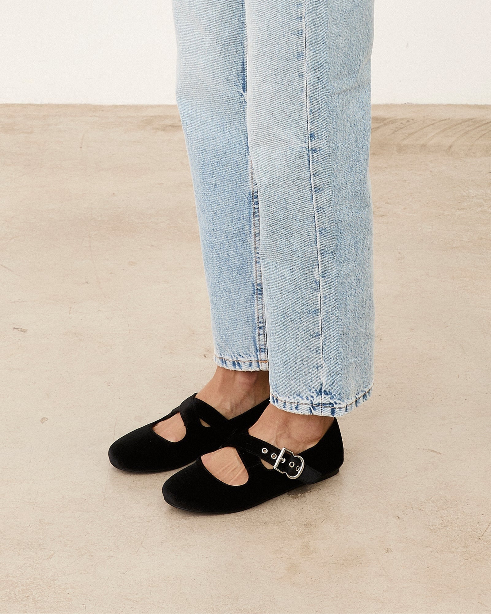 Mim shoes Zapato plano FLO NEGRO VELVET