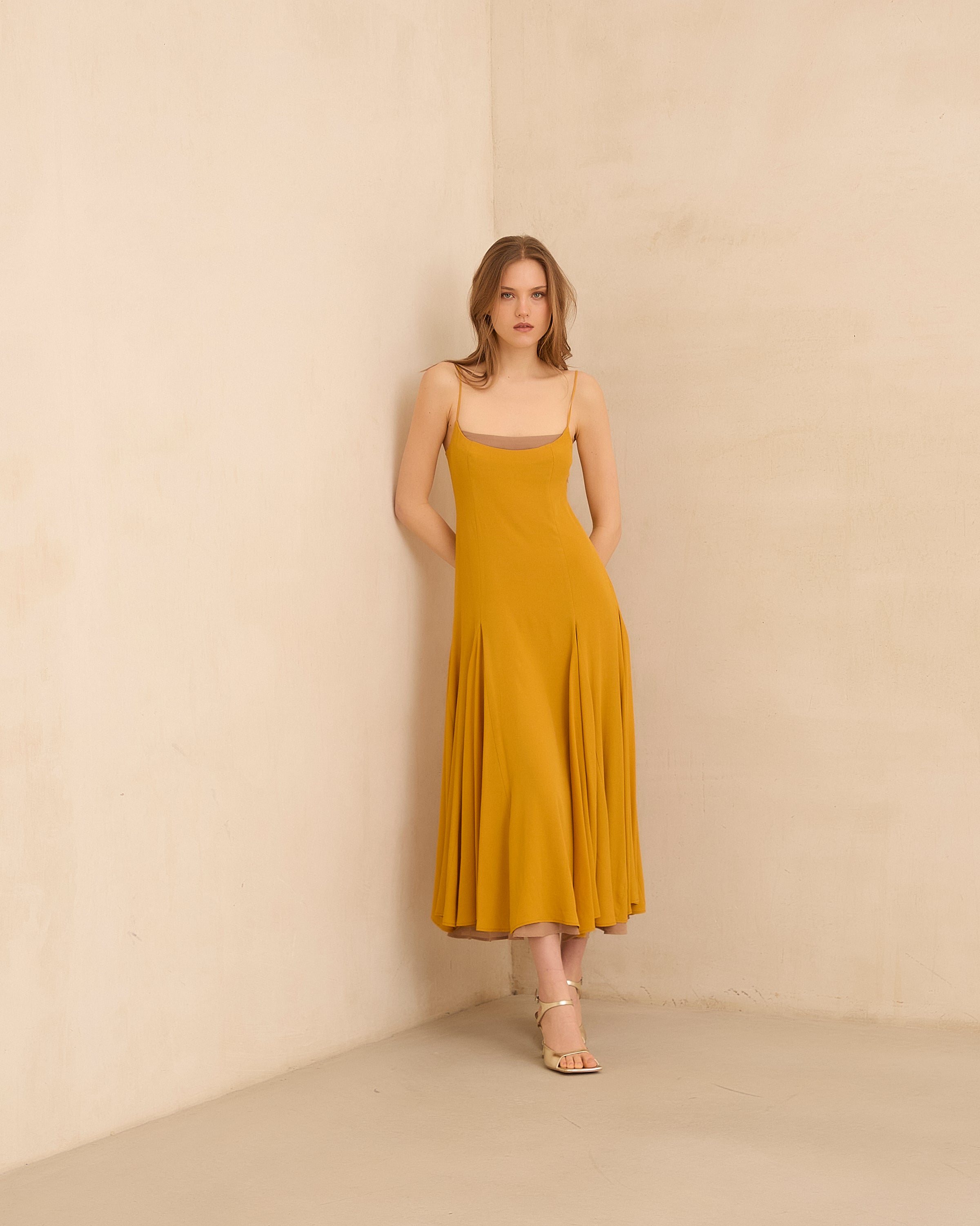 MIM Vestido VESTIDO SAPHINE MOSTAZA