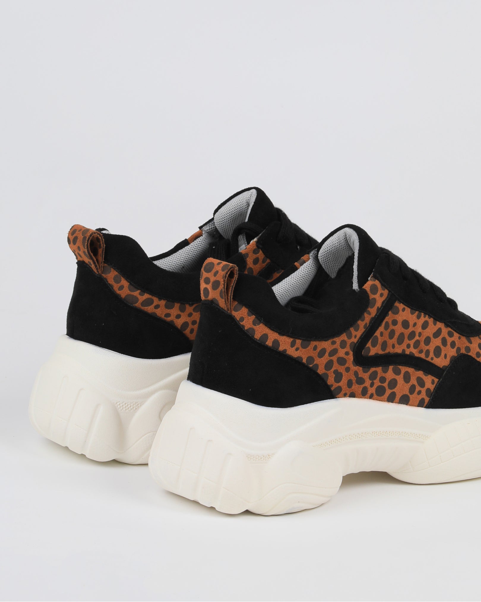 MIM Zapatilla MS39 W Black Leopard