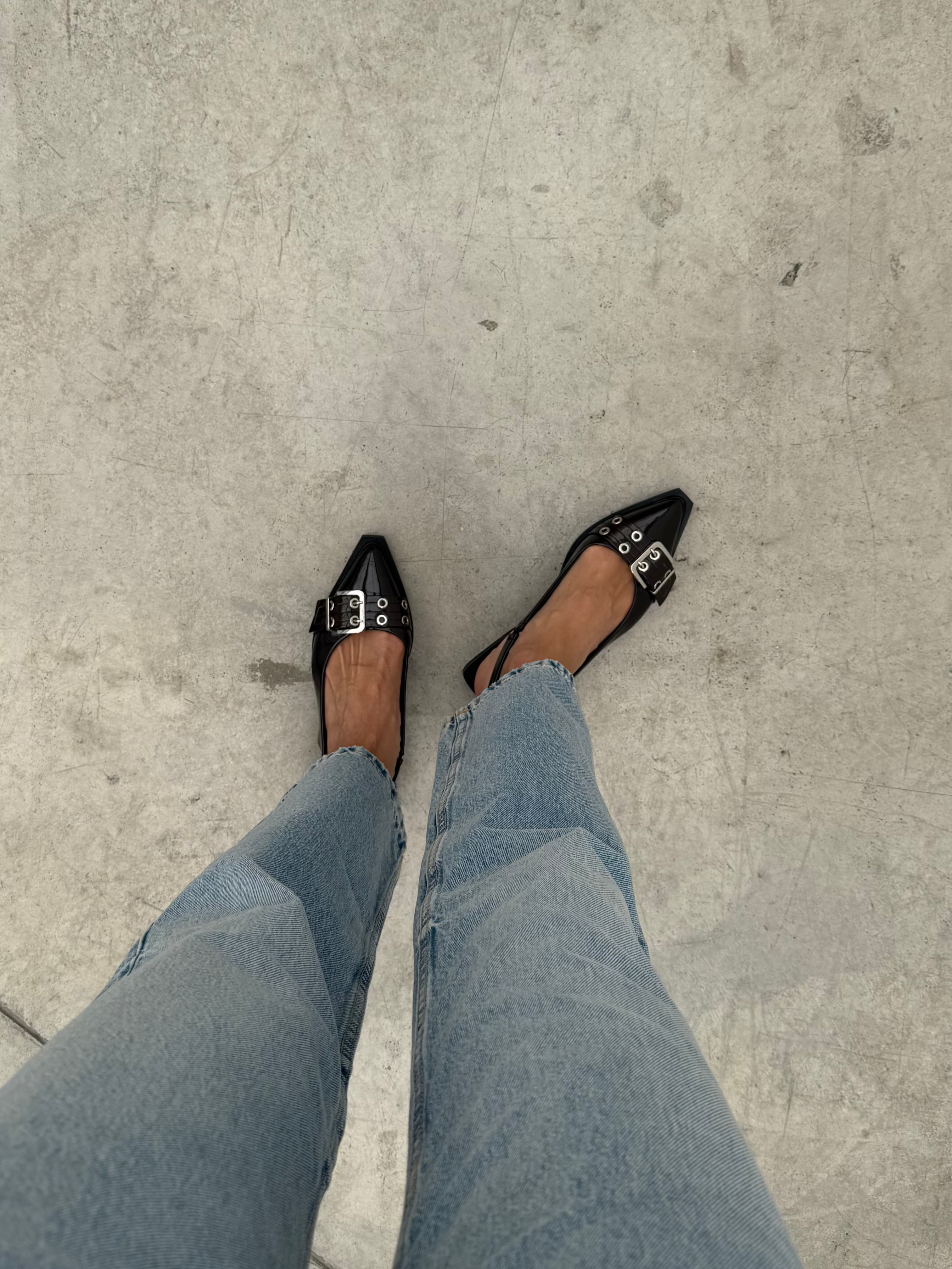 MIM Zapato plano MATT CHOCOLATE