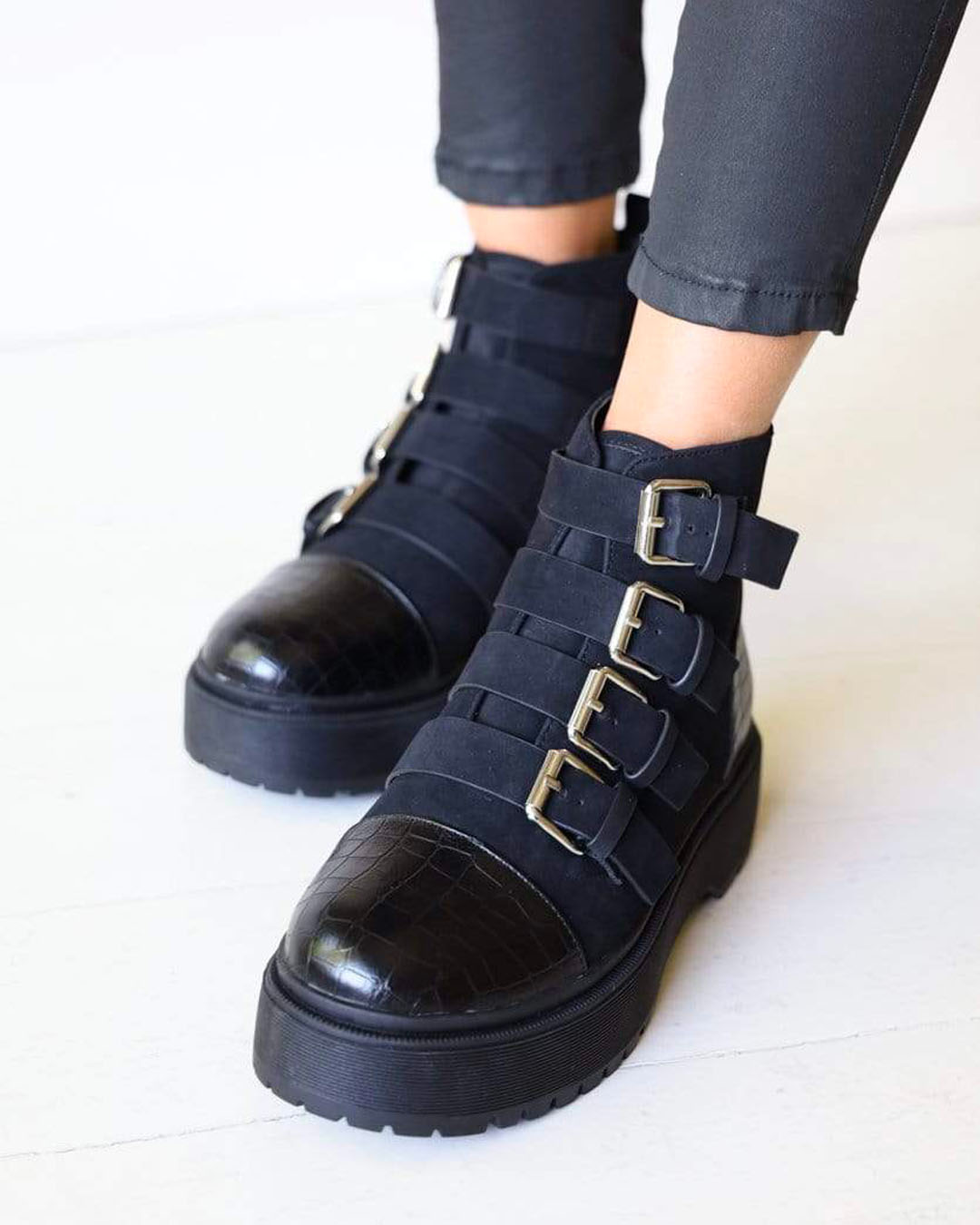 MIM Botas y botines SUPER 8 NEGRO