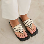MIM Sandalia plana Horsie Print