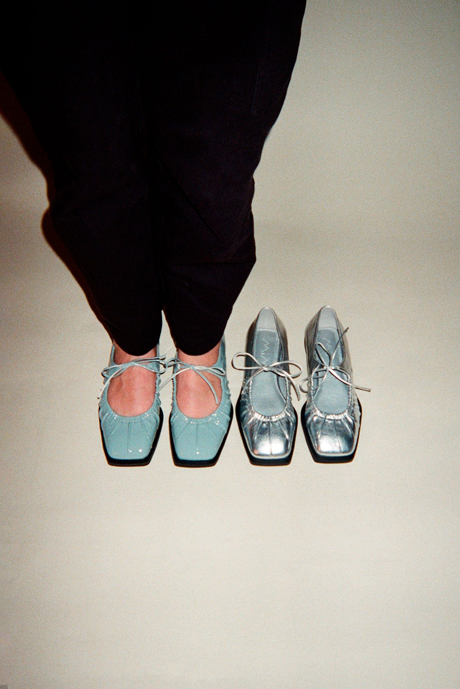 MIM Zapato cerrado Mace Celeste
