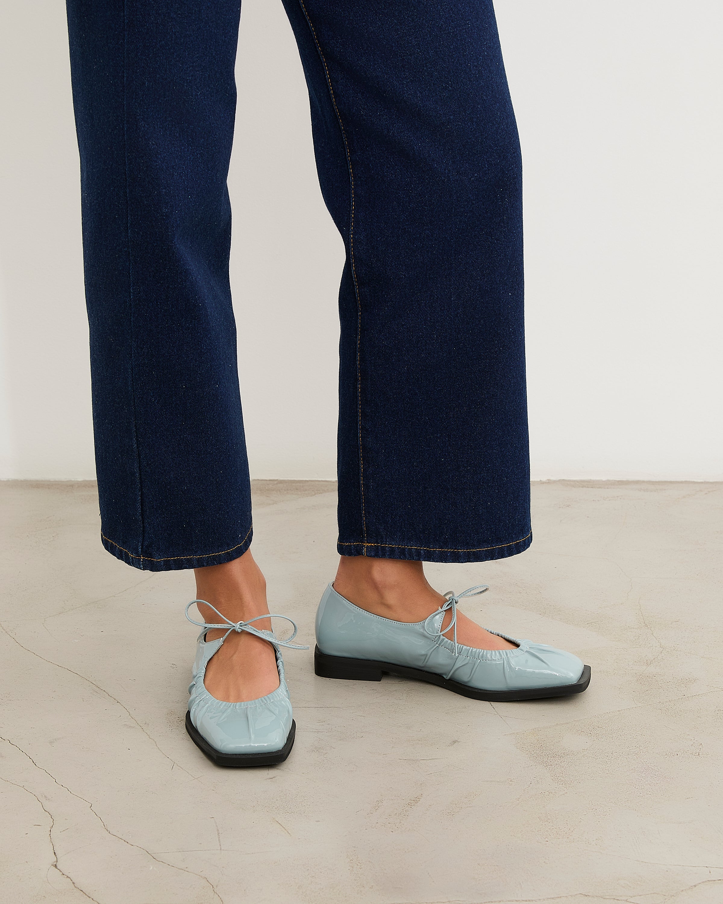 MIM Zapato cerrado Mace Celeste