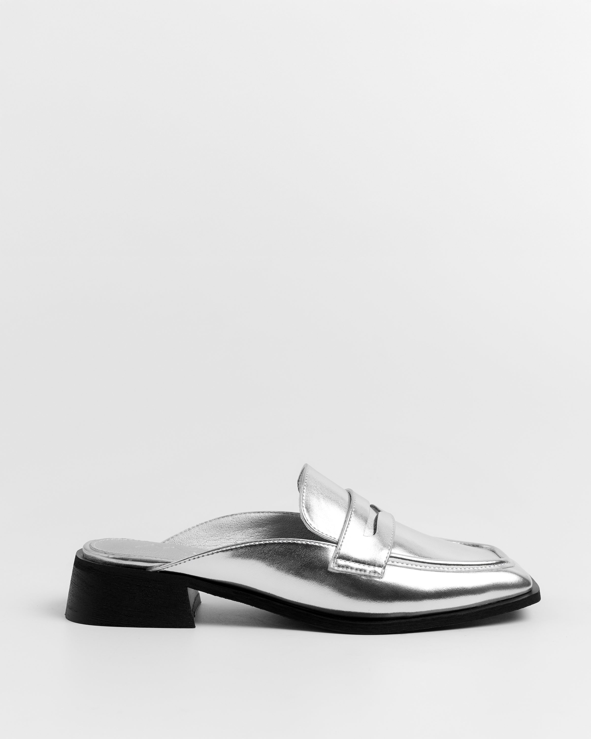 MIM Zapato cerrado Malcon Plata